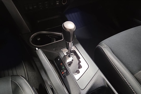 Toyota RAV4 19 of 19