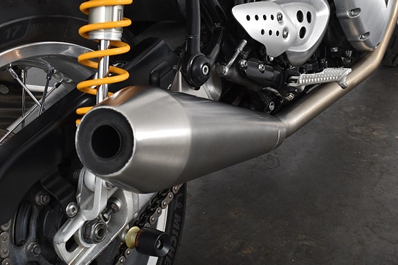 Triumph Thruxton R 14 of 18