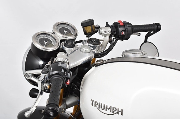 Triumph Thruxton R 6 of 18