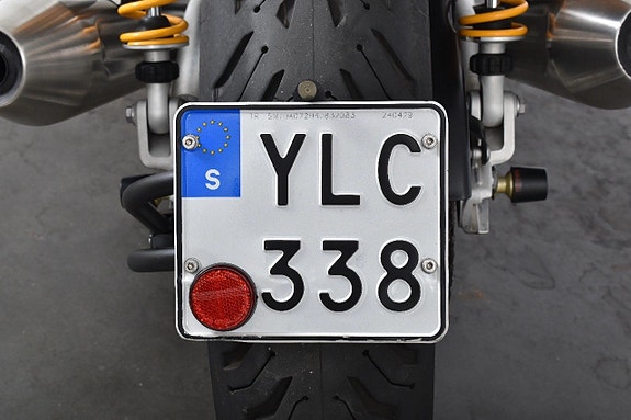 Triumph Thruxton R 10 of 18