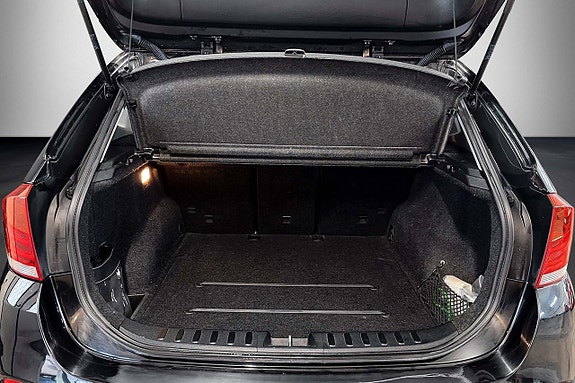 BMW X1 9 of 17