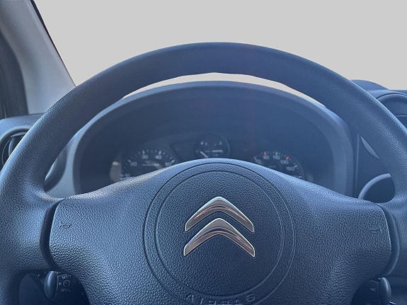 Citroen Berlingo 14 of 18