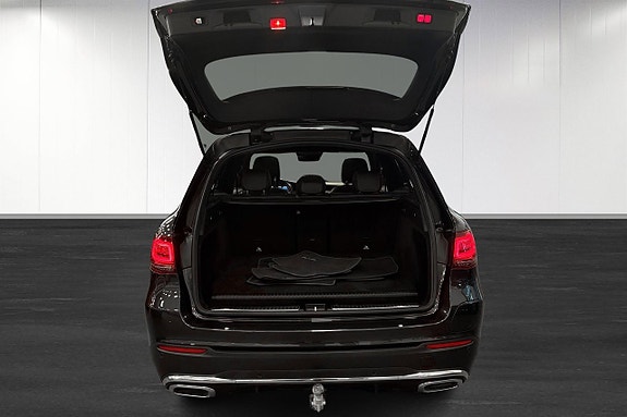 Mercedes-Benz GLC300 de 26 of 29