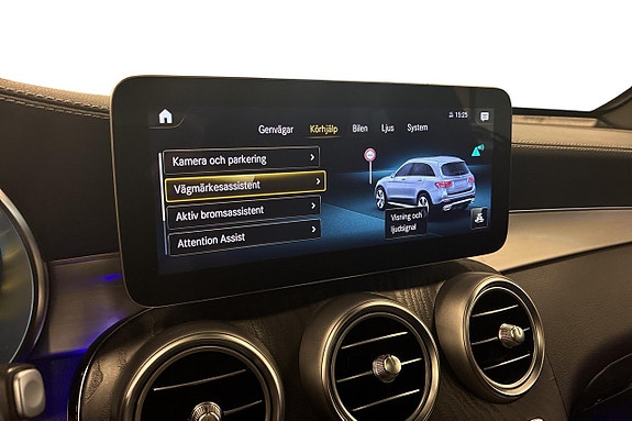 Mercedes-Benz GLC300 de 22 of 29