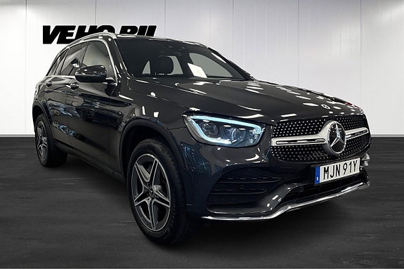 Mercedes-Benz GLC300 de 2 of 29
