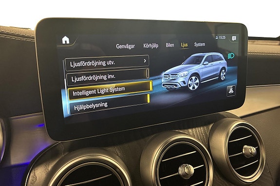 Mercedes-Benz GLC300 de 24 of 29