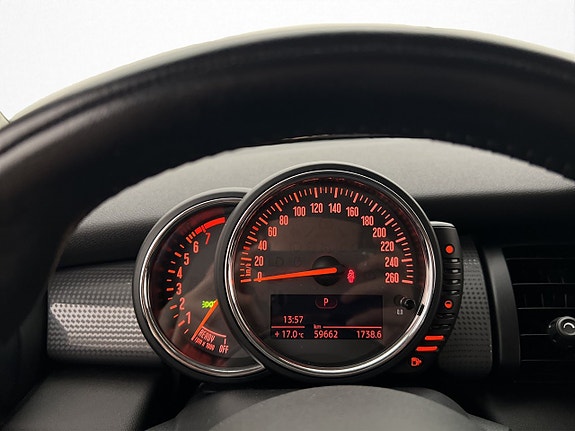 MINI Cooper 14 of 28