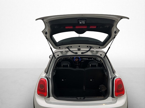 MINI Cooper 24 of 28