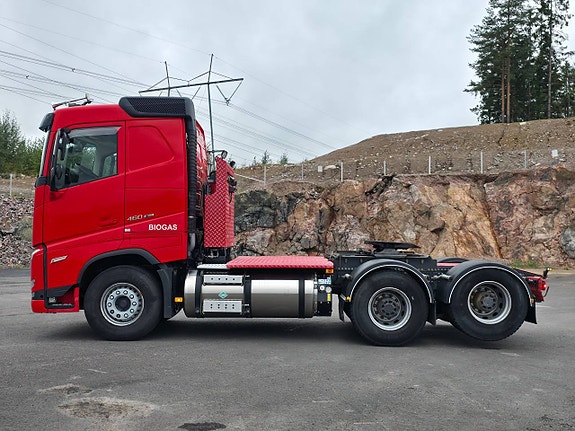 Volvo FH460 6x4 LNG / LBG 2 of 12