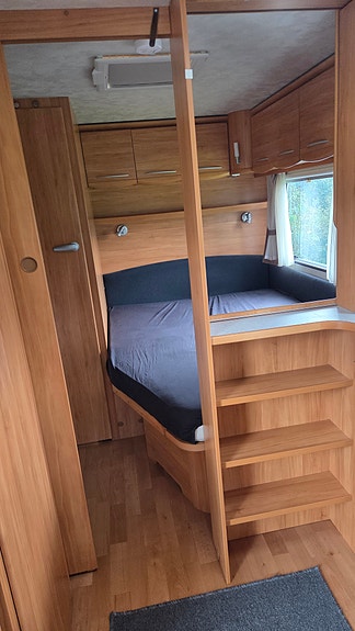 Adria Adora 512 up 4 of 10