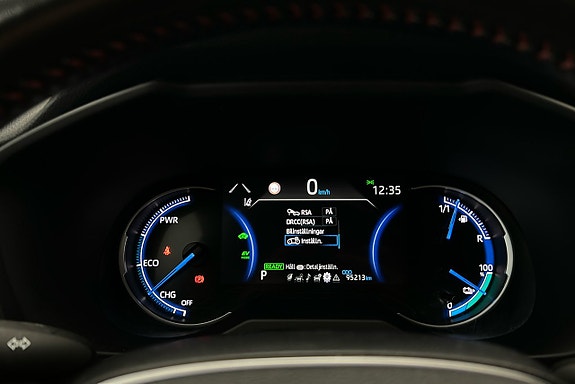 Toyota RAV4 Plug-in Hybrid 21 of 25