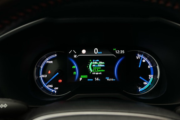 Toyota RAV4 Plug-in Hybrid 7 of 25