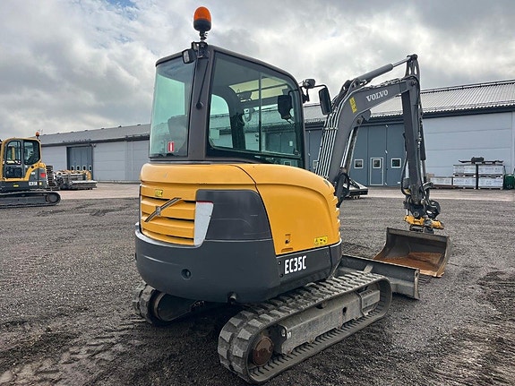 Minigrävare Volvo EC 35 C 4 of 5