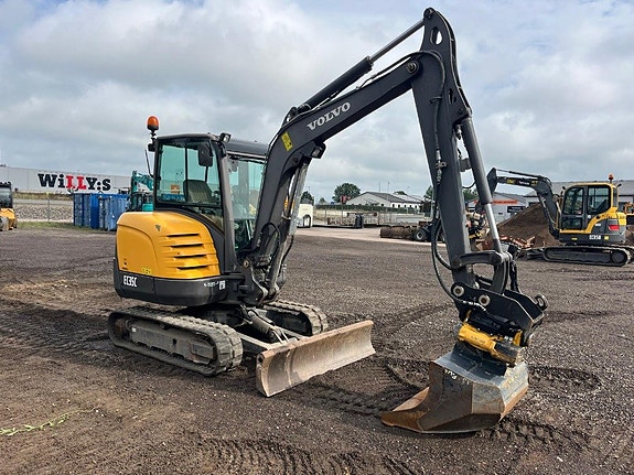 Minigrävare Volvo EC 35 C 2 of 5