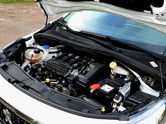 Peugeot 2008 28 of 28