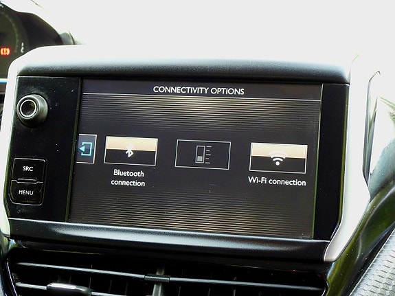 Peugeot 2008 23 of 28