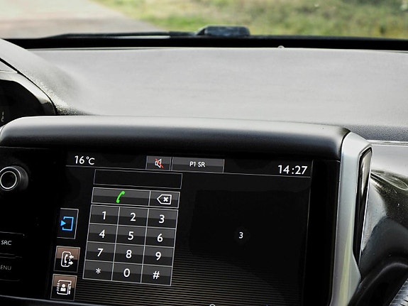 Peugeot 2008 24 of 28