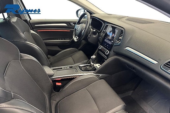 Renault Megane 13 of 16