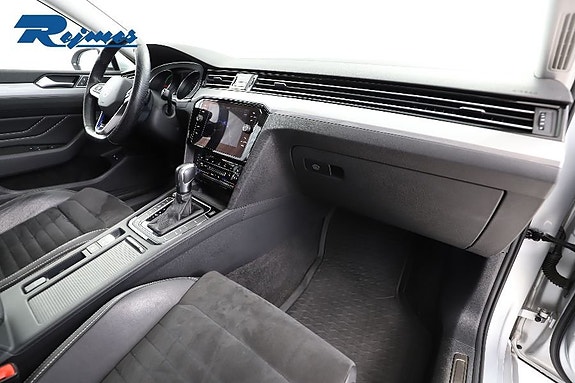 Volkswagen Passat 5 of 25