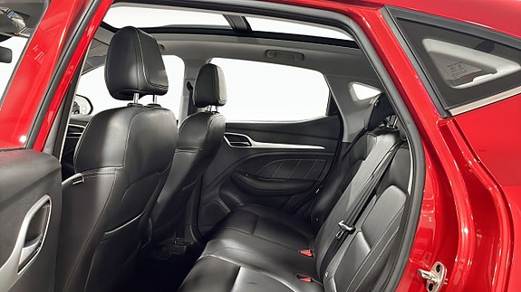 MG ZS 4 of 9