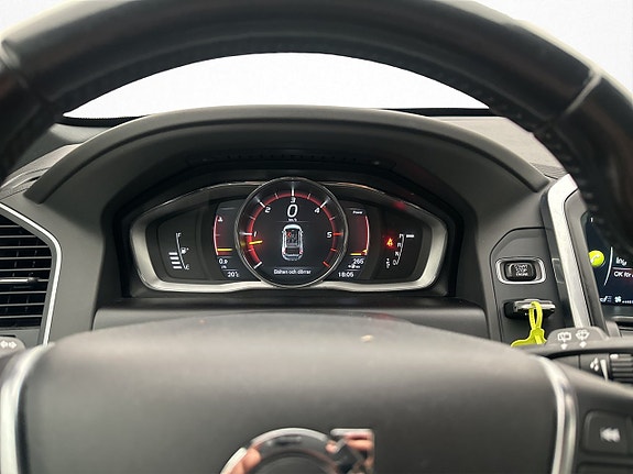 Volvo XC60 17 of 30