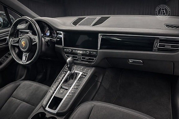 Porsche Macan S 9 of 9