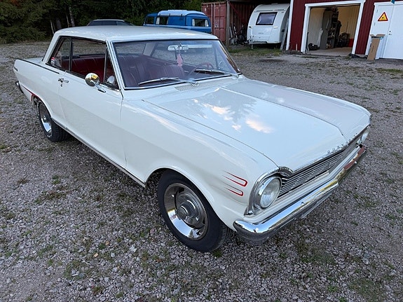 Chevrolet Nova 5 of 5