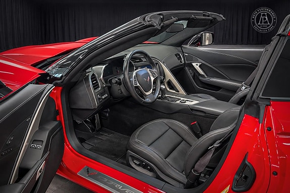 Chevrolet Corvette 7 of 9