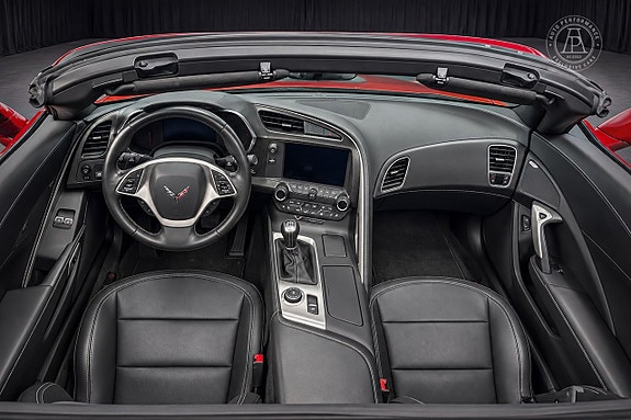 Chevrolet Corvette 9 of 9