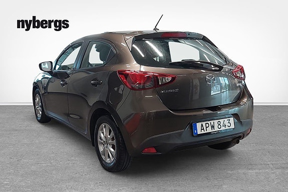 Mazda 2 3 of 10