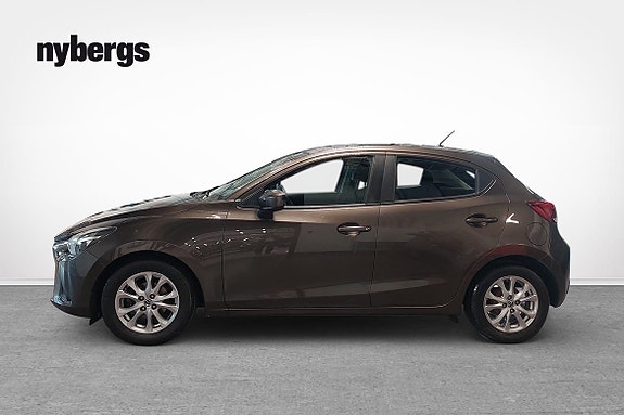 Mazda 2 2 of 10