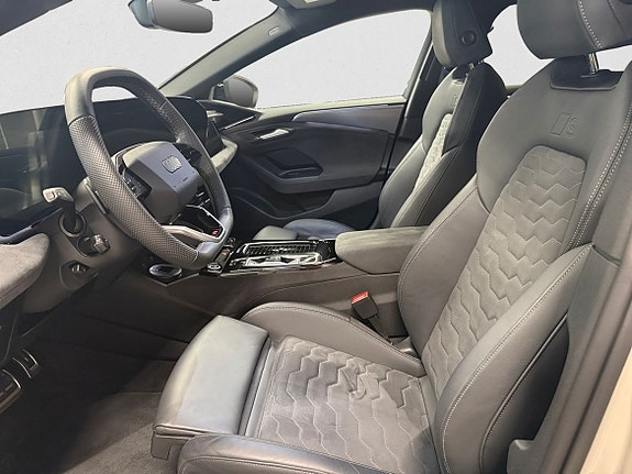 Audi A6 5 of 9