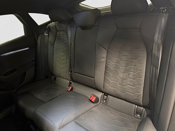 Audi A6 8 of 9