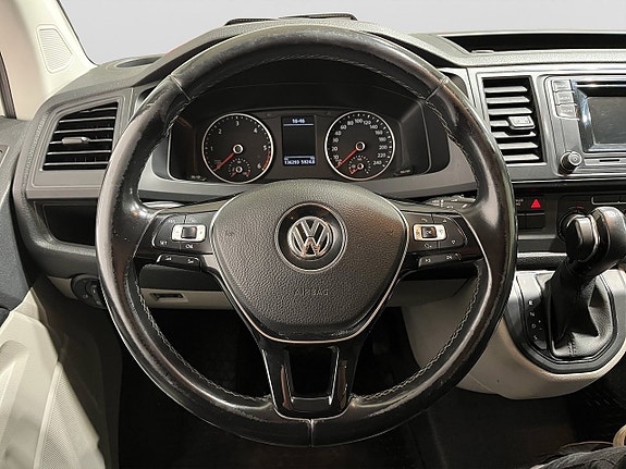 Volkswagen Transporter 13 of 19