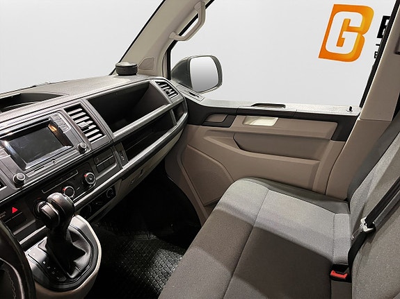 Volkswagen Transporter 15 of 19