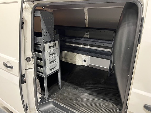 Volkswagen Transporter 10 of 19