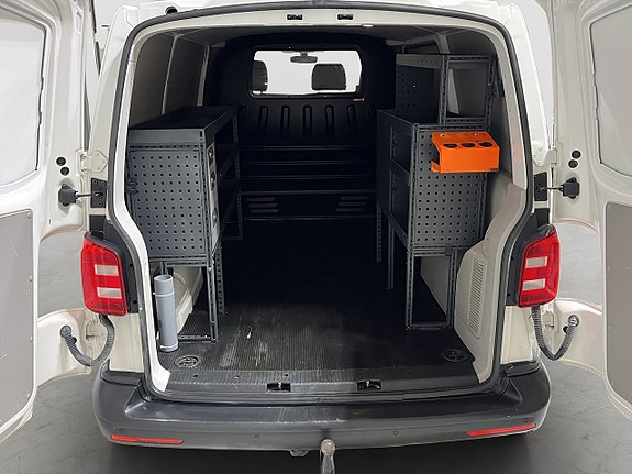 Volkswagen Transporter 11 of 19