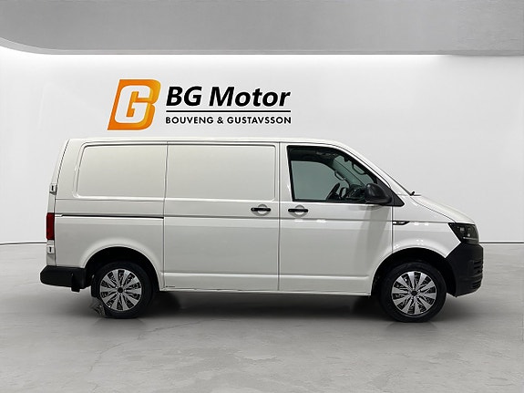 Volkswagen Transporter 3 of 19