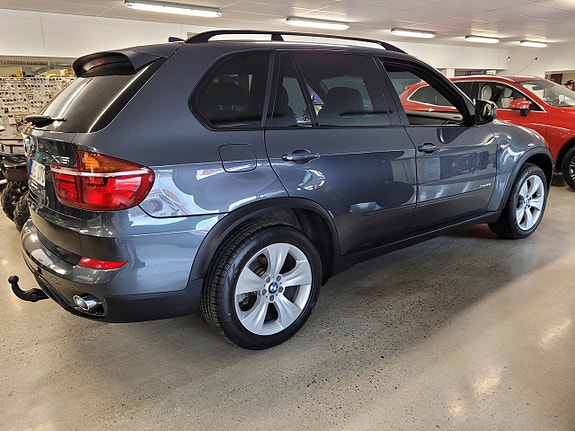 BMW X5 4 of 11