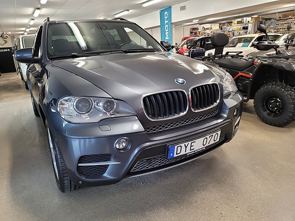 BMW X5 2 of 11