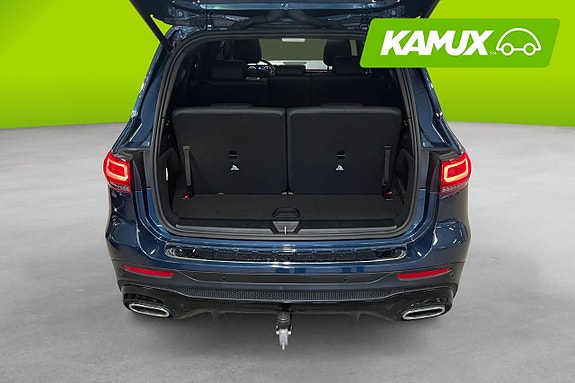 Mercedes-Benz GLB200 d 16 of 26