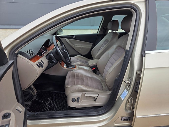Volkswagen Passat 8 of 18