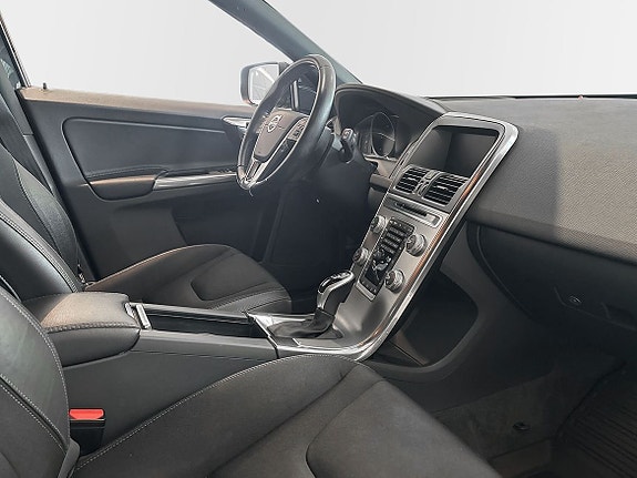Volvo XC60 9 of 10