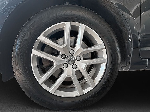 Volvo XC60 5 of 10