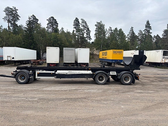 Hogstad lastväxlarsläp med tipp. 4 of 5