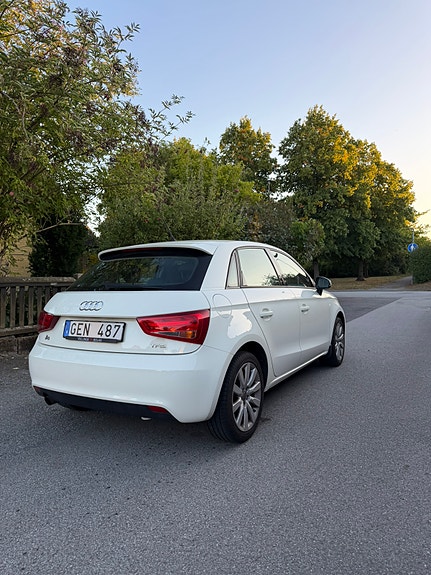 Audi A1 5 of 7