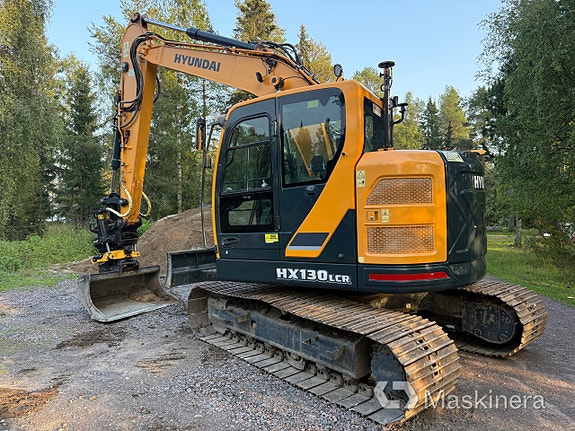 Grävmaskin Hyundai HX 130 LCR 7 of 27