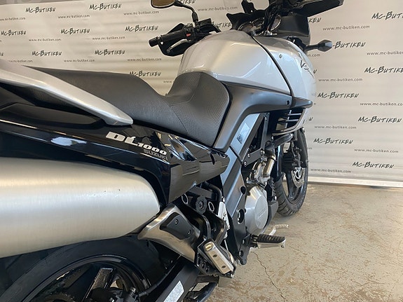 Suzuki Cycles DL1000 V-Strom 1.0 8 of 14
