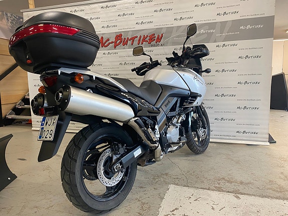 Suzuki Cycles DL1000 V-Strom 1.0 4 of 14