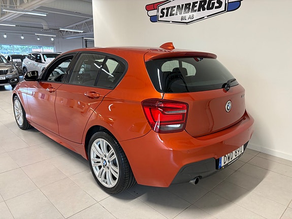 BMW 118d 4 of 16